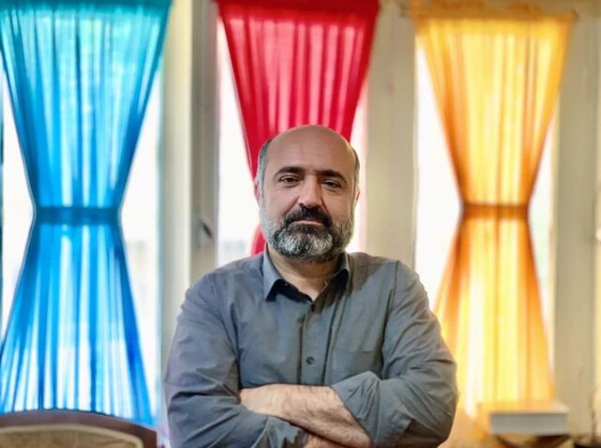 جرات نمی‌کنیم به تلویزیون نزدیک شویم