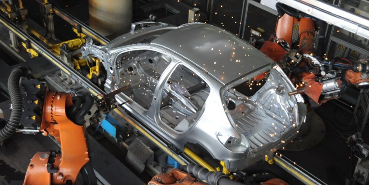 تولید محصولات گروه صنعتی ایران‌خودرو به روزانه ۲۵۰۰ دستگاه می‌رسد