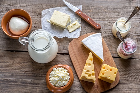 رژیم غذایی ضد آکنه؛ مقصر اصلی هورمون‌ها هستند یا رژیم غذایی شما؟