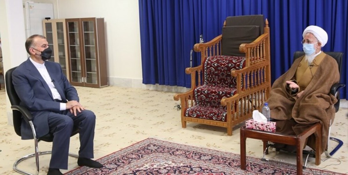 آیت الله جوادی آملی: باید طوری توافقات را نوشت که کسی نتواند زیر آن بزند