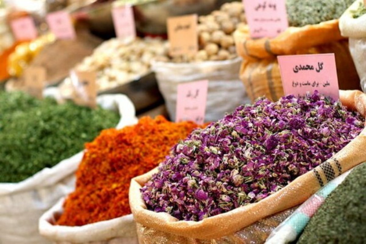 کشف دارو‌های غیرمجاز از یک عطاری در غرب تهران
