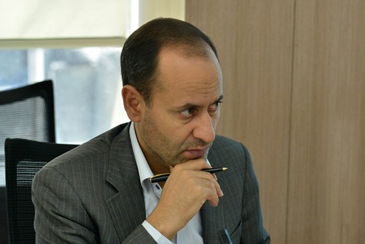 بوی ارز تک نرخی می‌آید