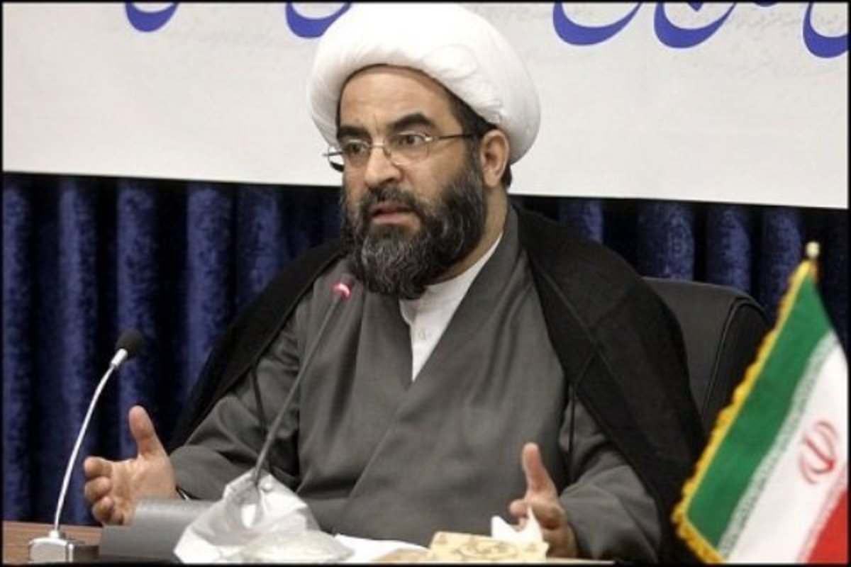 آیت‌الله فاضل لنکرانی: شیعه و سنی در ایران مسالمت‌آمیز زندگی می‌کنند