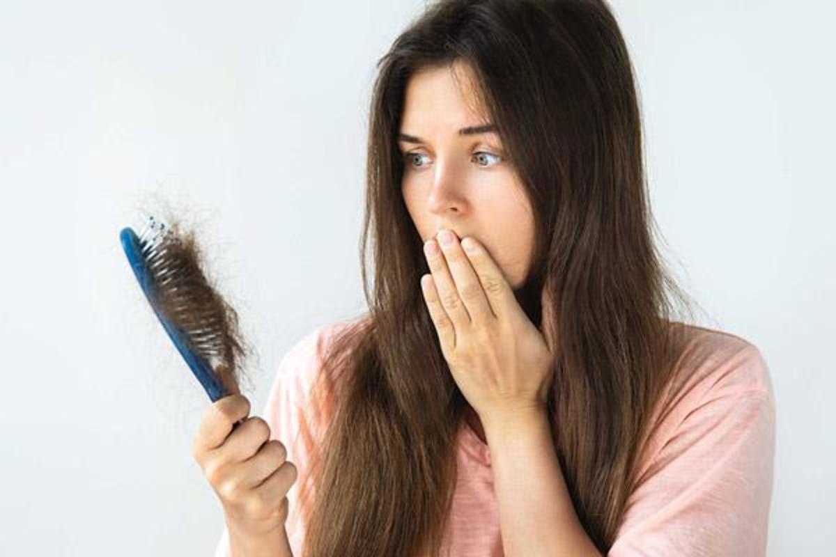 ۴ روغن خانگی برای درمان ریزش و رشد مجدد مو