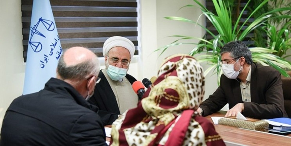 ملاقات چهره‌به‌چهره معاون اول قوه قضائیه با ۳۰ نفر از مراجعه کنندگان دستگاه قضا