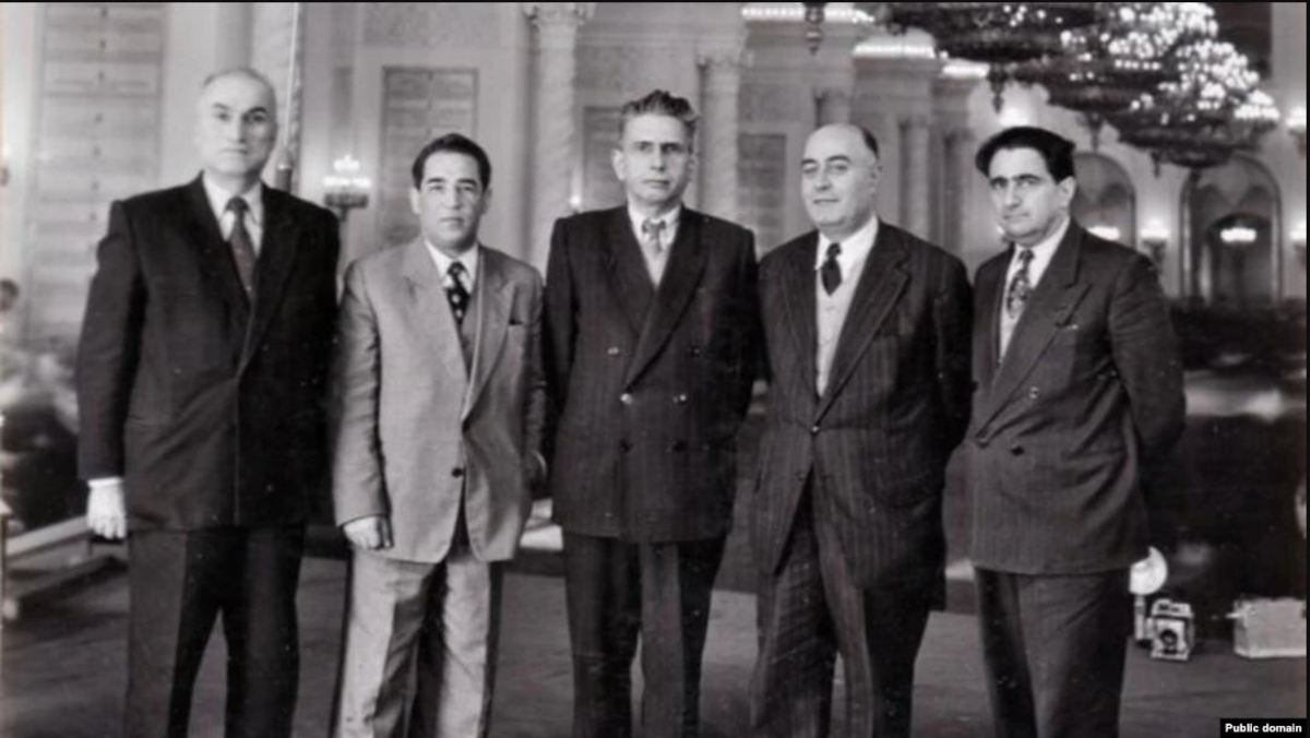 حزب توده: شبح جاسوسی!