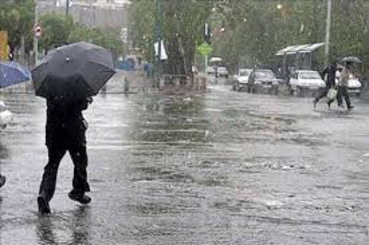 بارندگی در نقاط مختلف کشور/ وزش باد شدید در ۲۰ استان