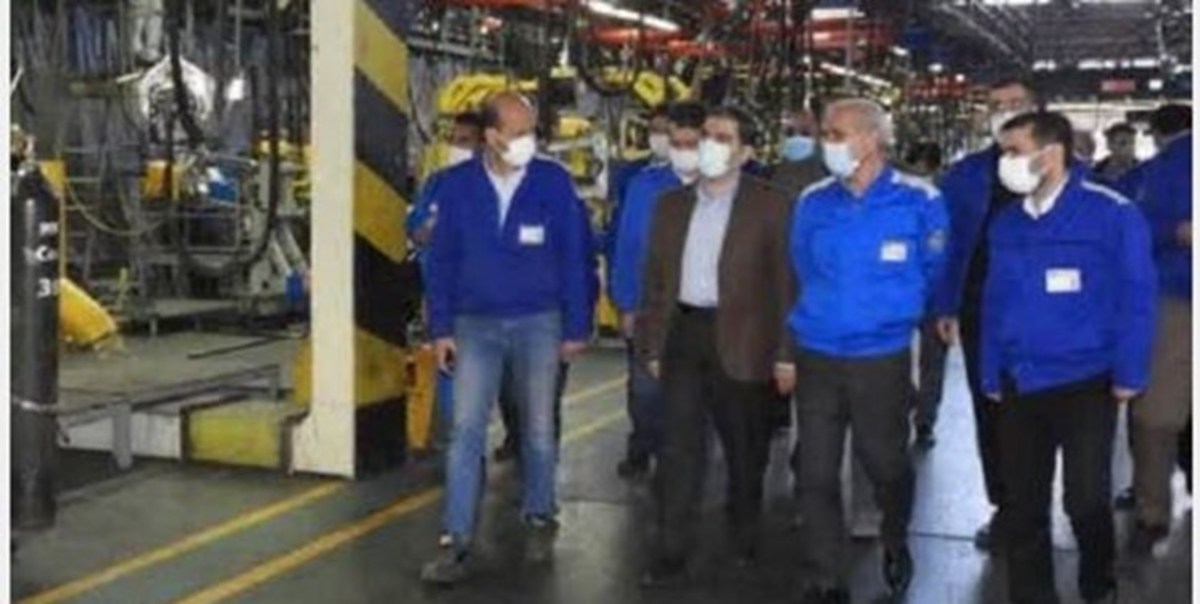 نماینده مجلس: خودروسازان را در اجرای برنامه‌های توسعه‌ای حمایت می‌کنیم
