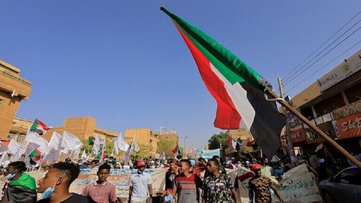 تظاهرات گسترده سودانی‌ها در اعتراض به کودتای نظامی