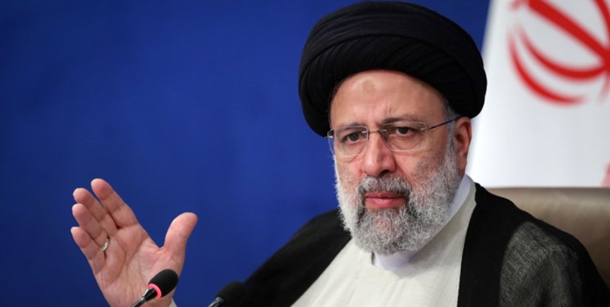 رئیس جمهور تا ساعتی دیگر وارد مشهد می‌شود