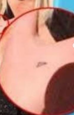 مرا برانگیخته میکنی کاری که دوست ندارم انجام بدم سلنا ! مرا برانگیخته میکنی کاری که دوست ندارم انجام بدم سلنا !