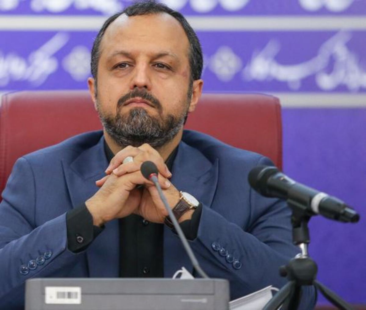 خاندوزی: ارتقای توانمندی، اصلاح و پیراستگی شبکه بانکی اولویت کاری سال ۱۴۰۱ است