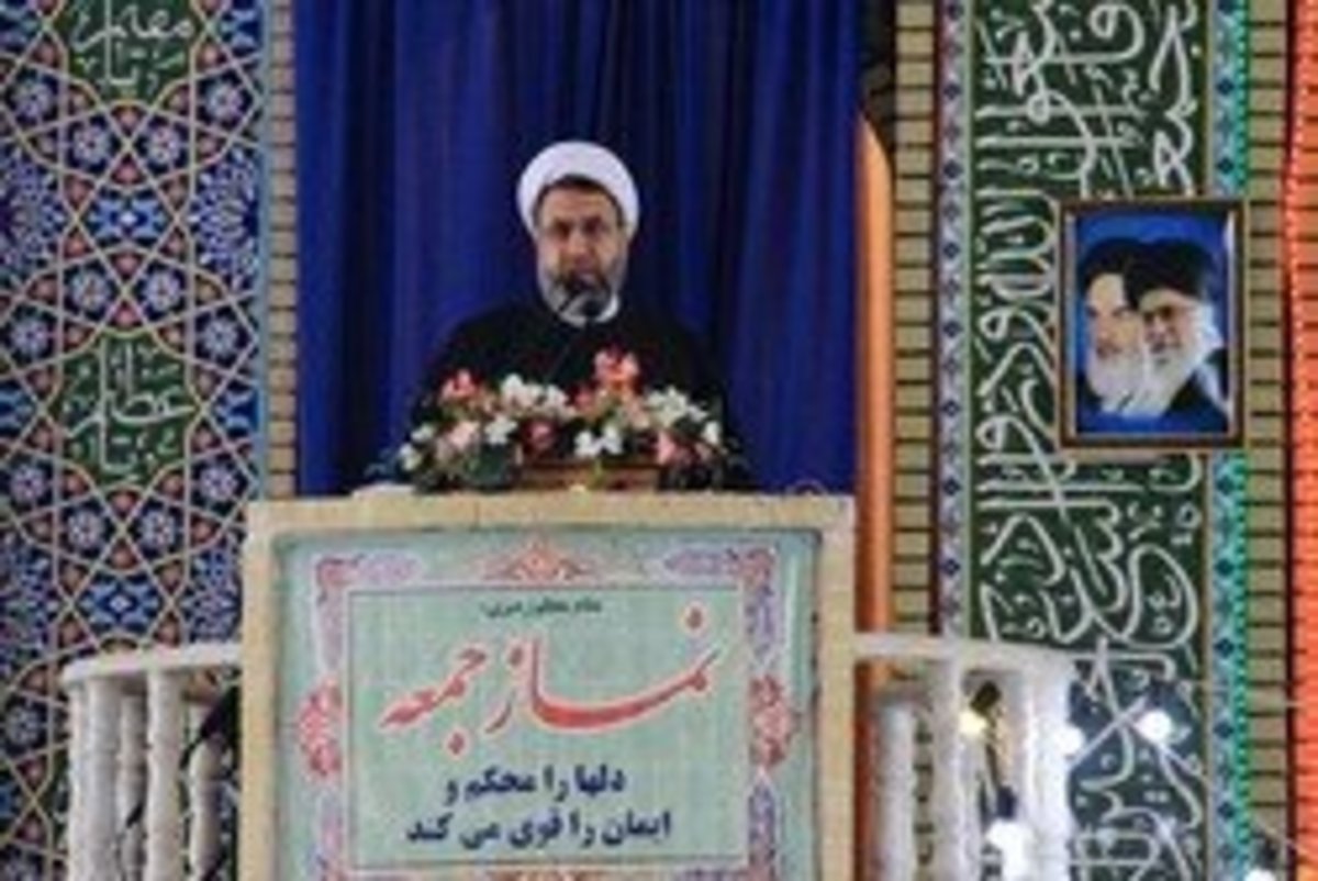 توطئه دشمن اختلاف‌افکنی میان شیعه و سنی است