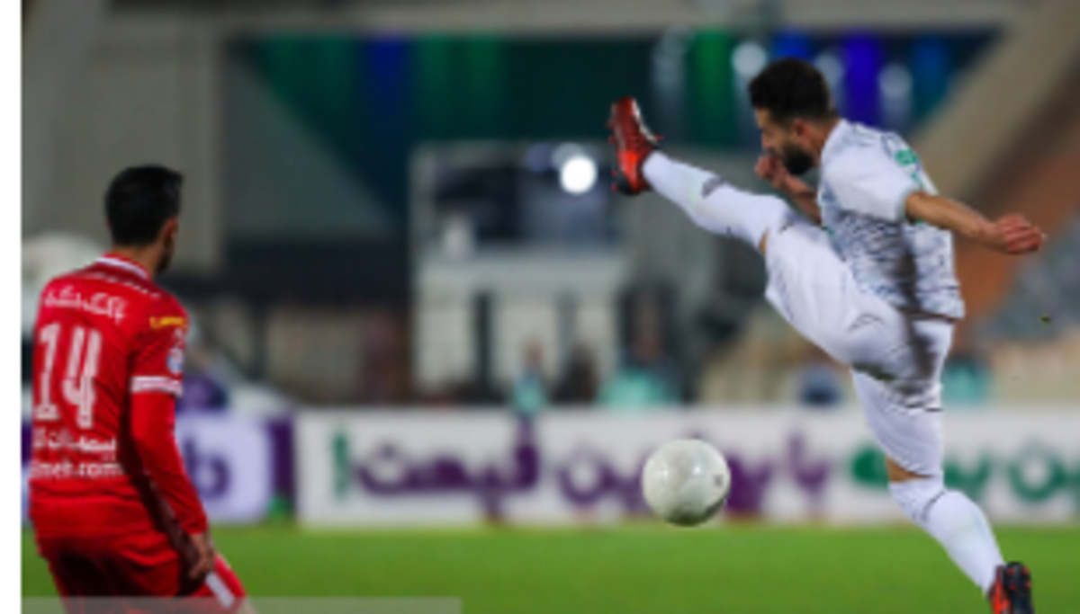 پیروزی پرسپولیس مقابل آلومینیوم در نیمه اول
