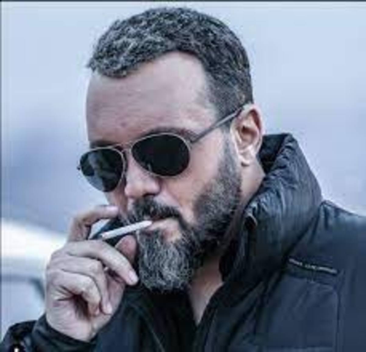 کامبیز دیرباز : نیاز دارم مثل کودکیم بخندم !