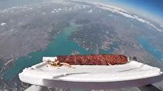 کباب آدانا به فضا می‌رود: سفر هوایی کباب بر فراز آسمان + فیلم