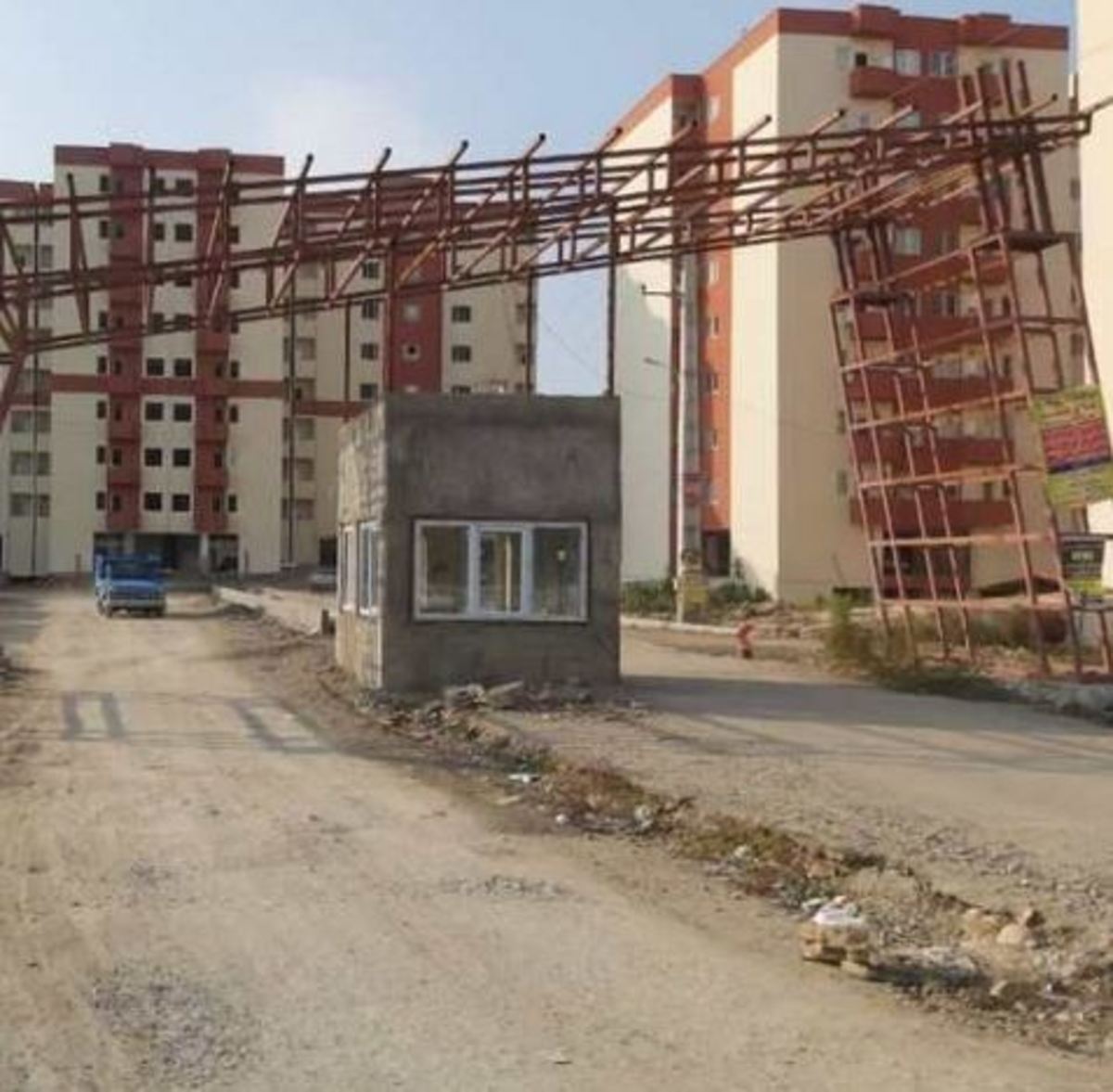 ۴ هزار واحد باقی مانده مسکن مهر پرند تا شهریور تکمیل می‌شود