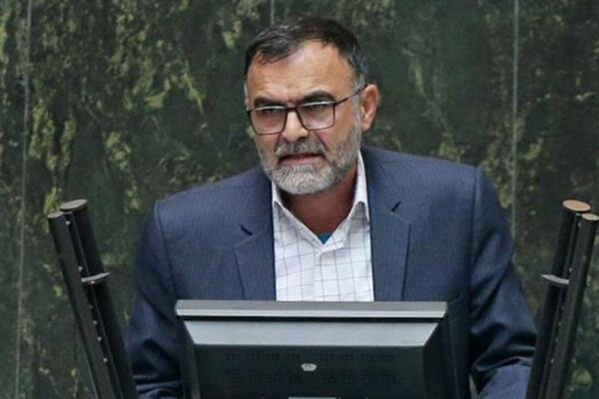 تشبیه مخالفت با صیانت به قرآن سر نیزه کردن