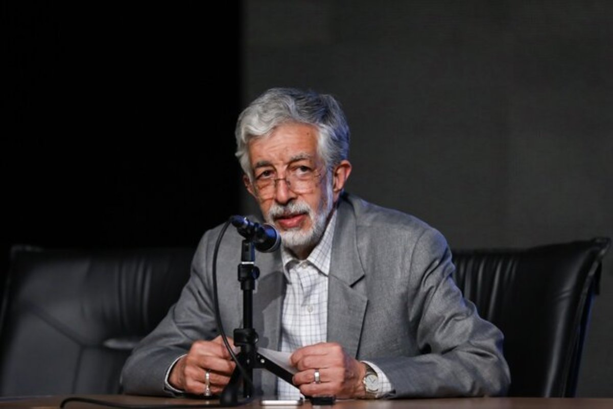 حداد عادل: بانوان باید در تصمیم‌سازی و تصمیم‌گیری‌های سیاسی حضور پررنگی داشته باشند