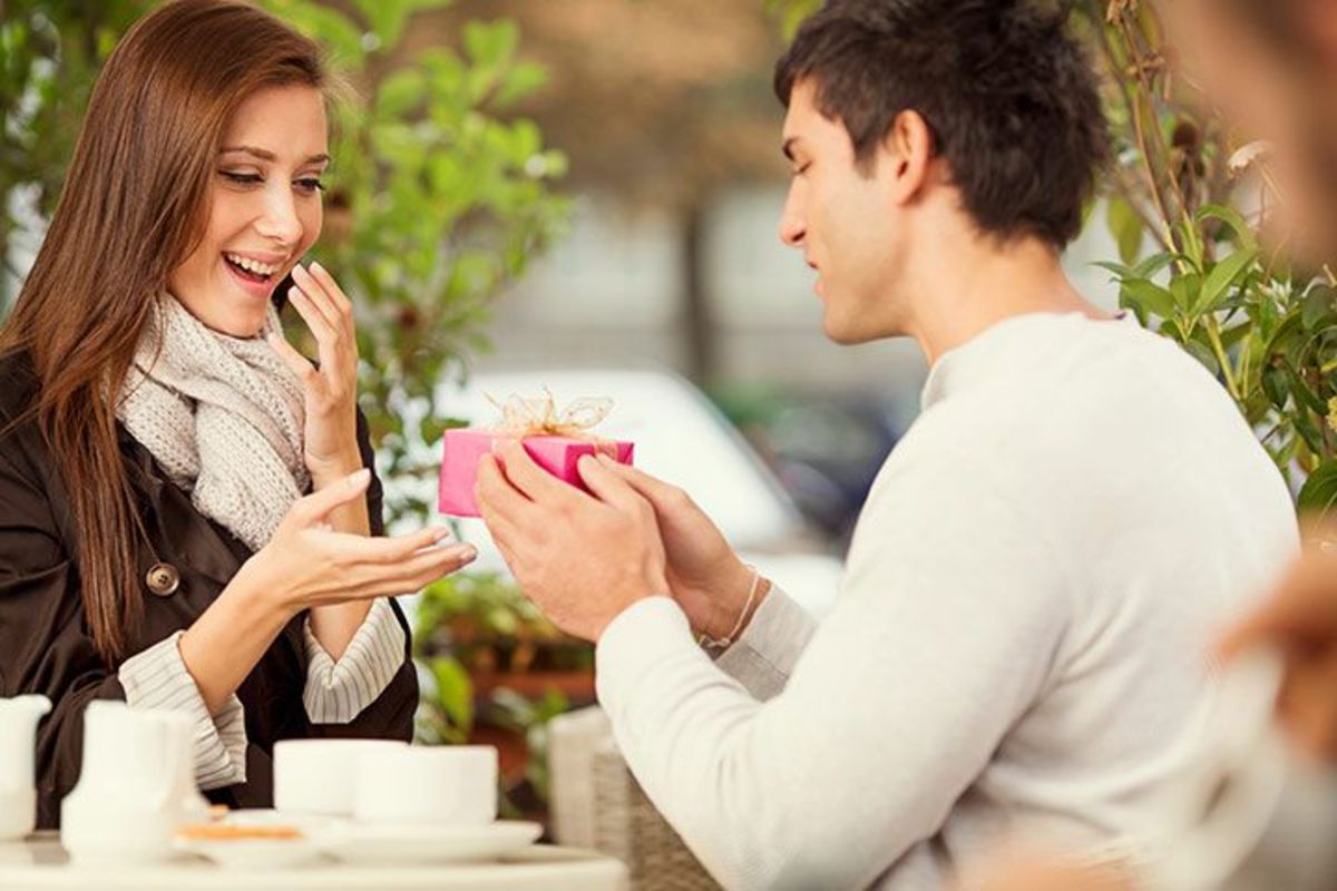 تحکیم روابط در سایه هدیه