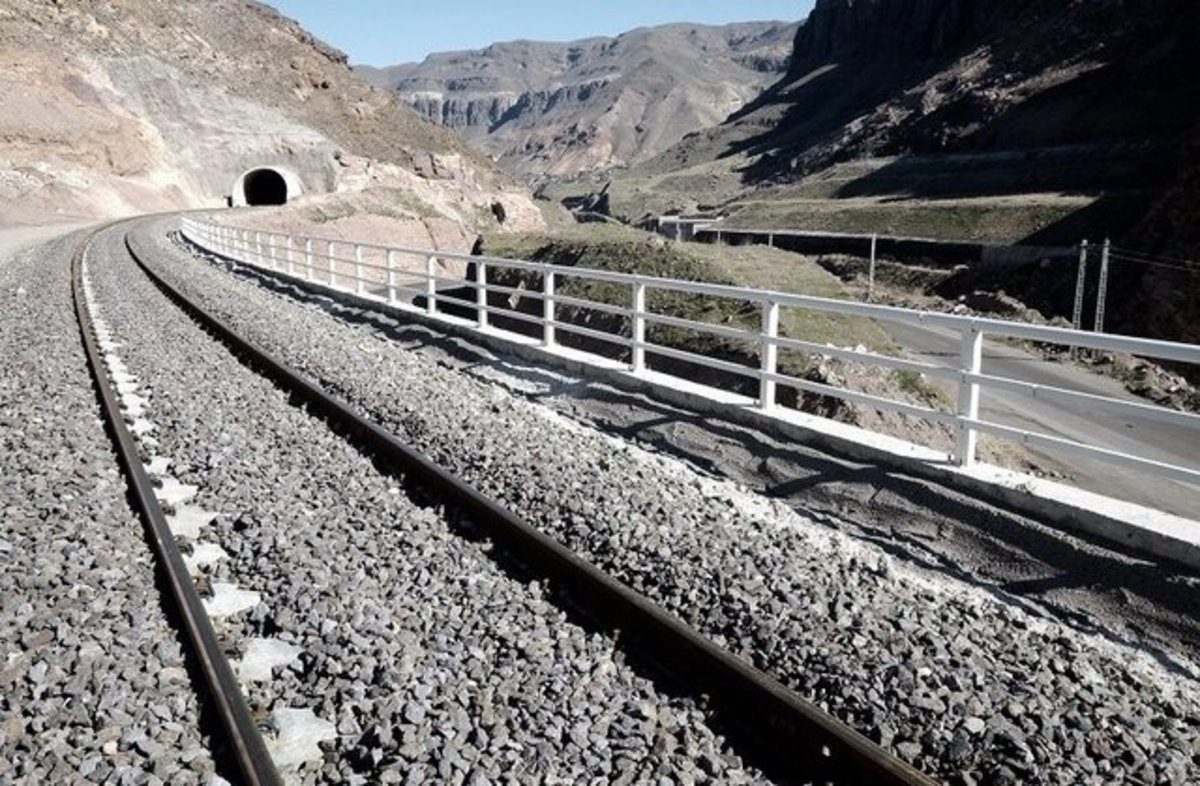 پیش‌فروش بلیت قطار‌های بهمن از فردا آغاز می‌شود