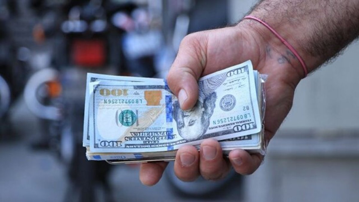 افت هیجان بازار ارز/ ثبات دلار روی نرخ روز‌های گذشته