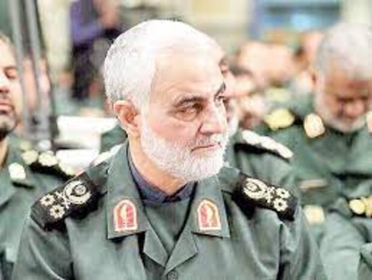 عملکرد سردار سلیمانی و پیشرفت صنعت هسته‌ای هر دو برای کشور قدرت افزاست