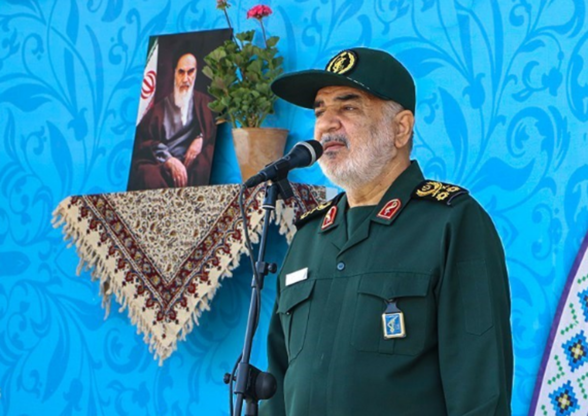 تاکید سردار سلامی بر ارتقا همکاری سپاه و فراجا