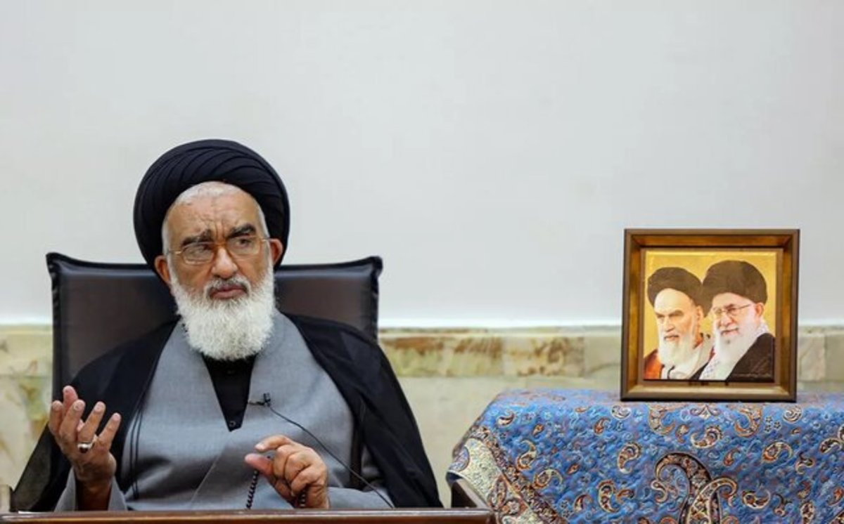 در گزینش‌ها معیار انقلابی بودن و فعالیت جهادی مدنظر قرار بگیرد