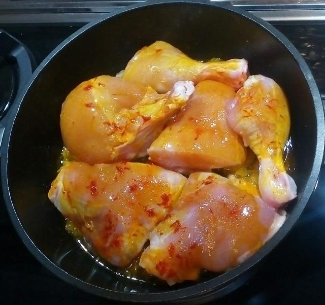 فوت و فن تهیه مرغ دودی رستورانی با سس مایونز