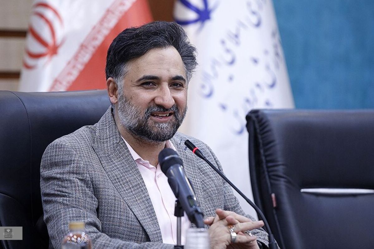 دهقانی فیروزآبادی: مسیر نخبگانی را با همفکری نخبگان هموار می‎‌کنیم