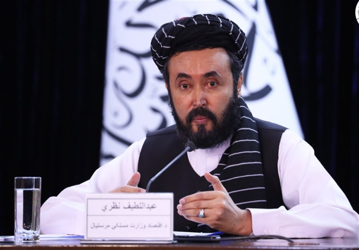 نظری: افغانستان به زودی از گردنه‌های سخت عبور خواهد کرد