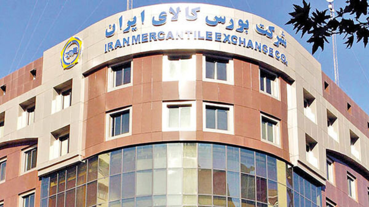 پیش‌بینی کاهش شدید قیمت‌ها در پی عرضه ۱۰ هزار خودروی دنا‌پلاس