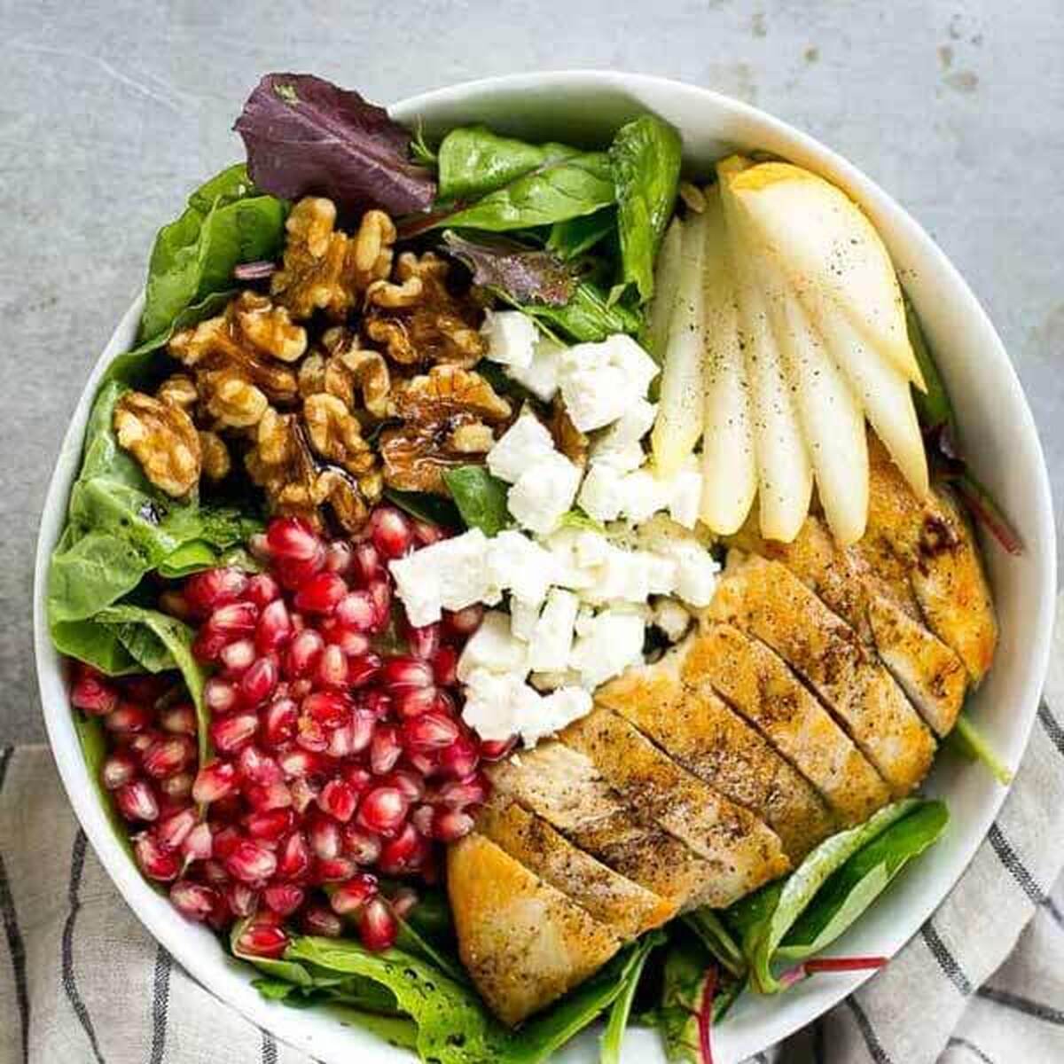 فوت و فت تهیه یک سالاد خاص و منحصربفرد
