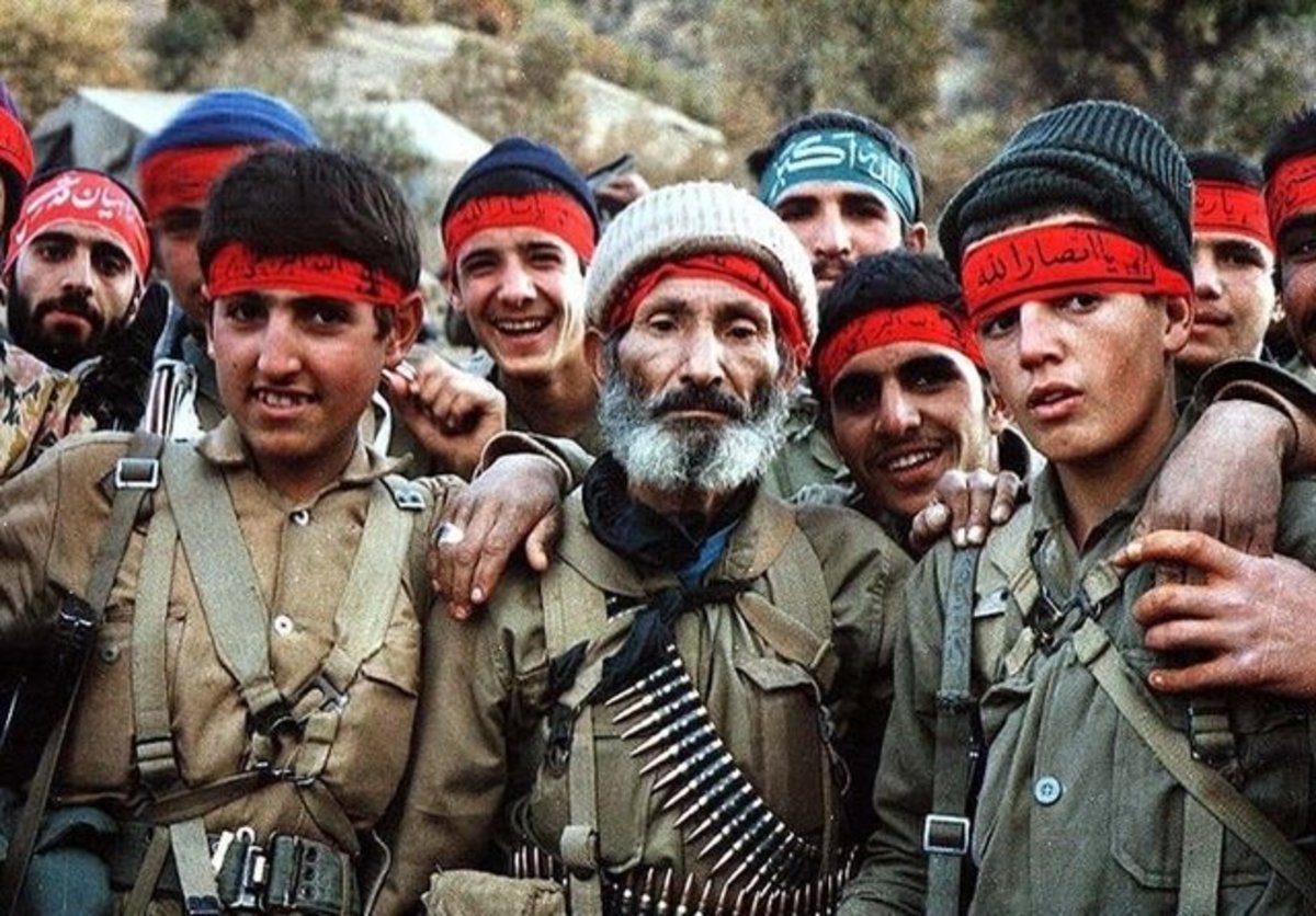 همایش تجلیل از پیشکسوتان نیرو‌های مسلح خوزستان برگزار شد
