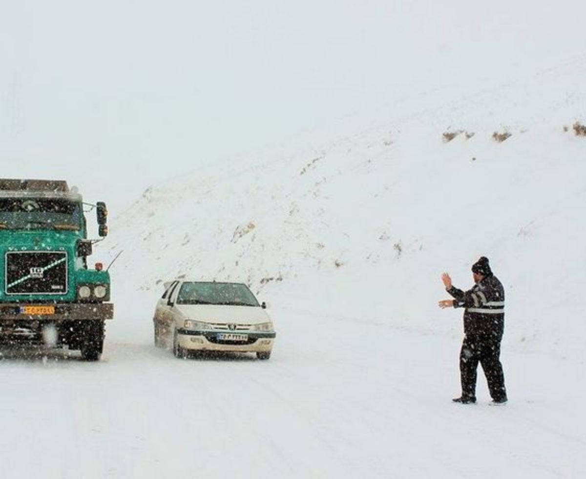 گروه‌های امداد زمستانی در استان اصفهان در حالت آماده باش قرار گرفتند