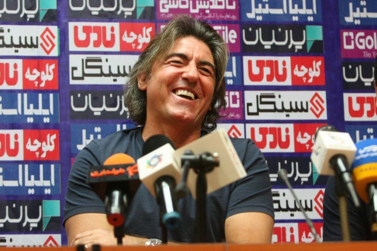 ساپینتو در نشست خبری حاضر نشد
