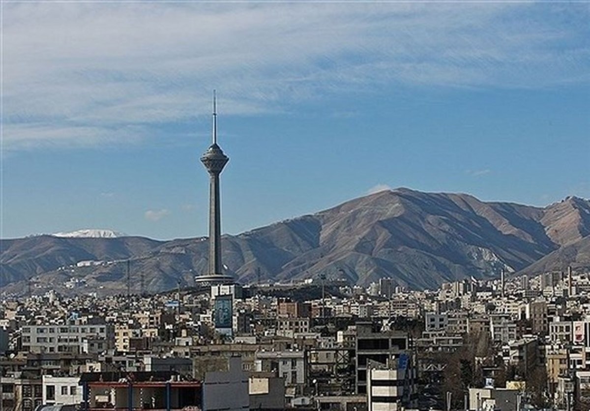وضعیت هوای تهران ۱۴۰۱/۱۰/۰۳؛ تنفس هوای مطلوب در روز بارانی