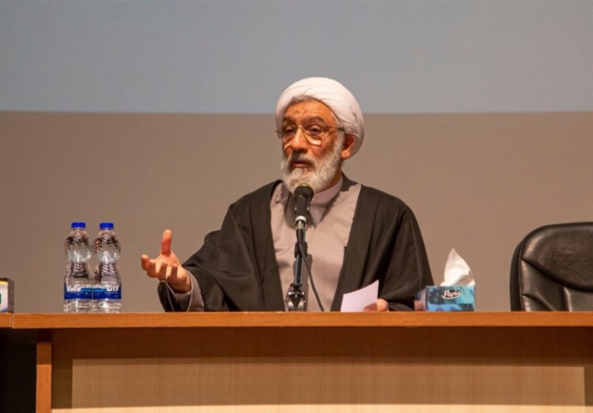پورمحمدی: دشمن با تمام توان به دنبال مایوس کردن نسل جوان به آینده کشور است