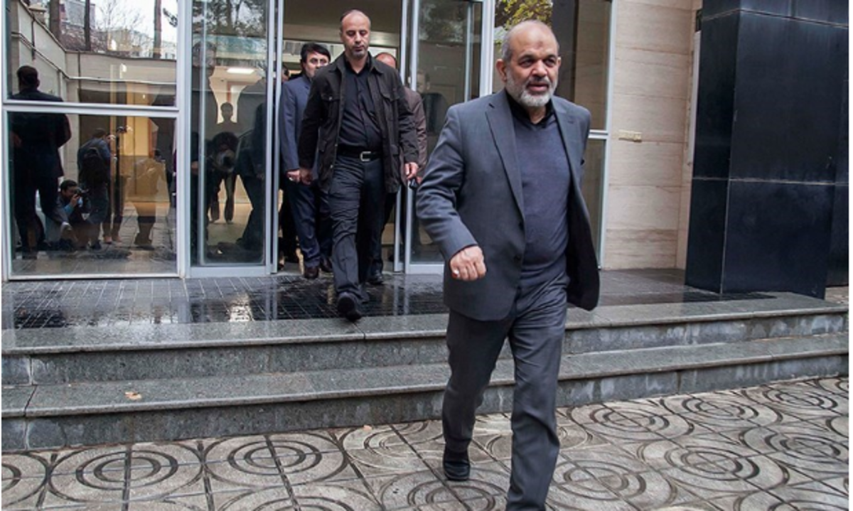 وزیر کشور به استان فارس سفر کرد