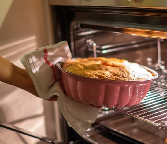 فوت و فن پخت کیک ماست، یک عصرانه دلچسب