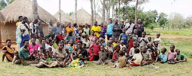 کشاورز اوگاندایی با ۱۰۲ فرزند و ۵۶۸ نوه بالاخره دست از بچه دار شدن برداشت