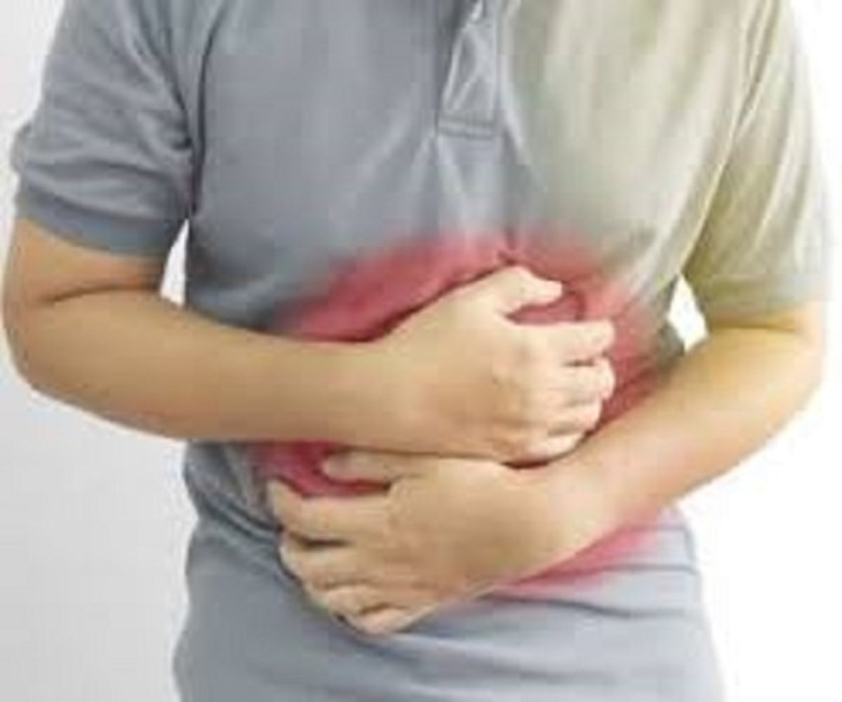 سوزش معده را جدی بگیرید و به پزشک مراجعه کنید