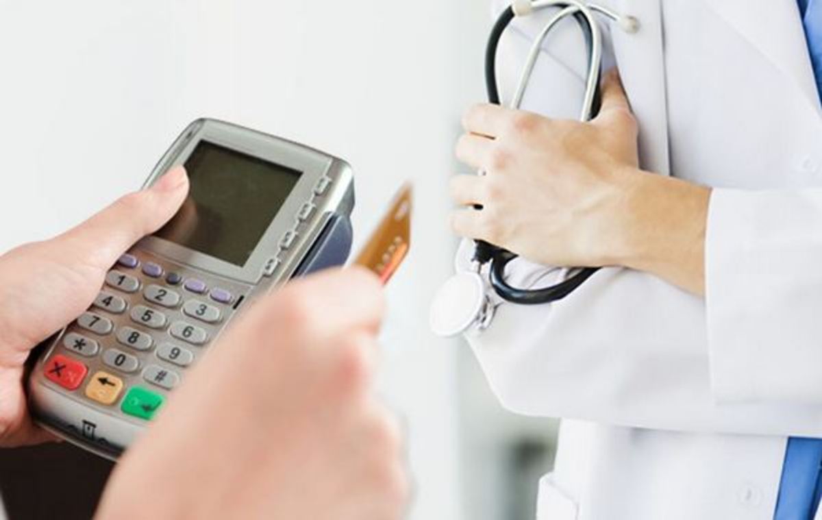 ادعای کارتخوان نداشتن ۵۰ درصد جامعه پزشکی، کذب است
