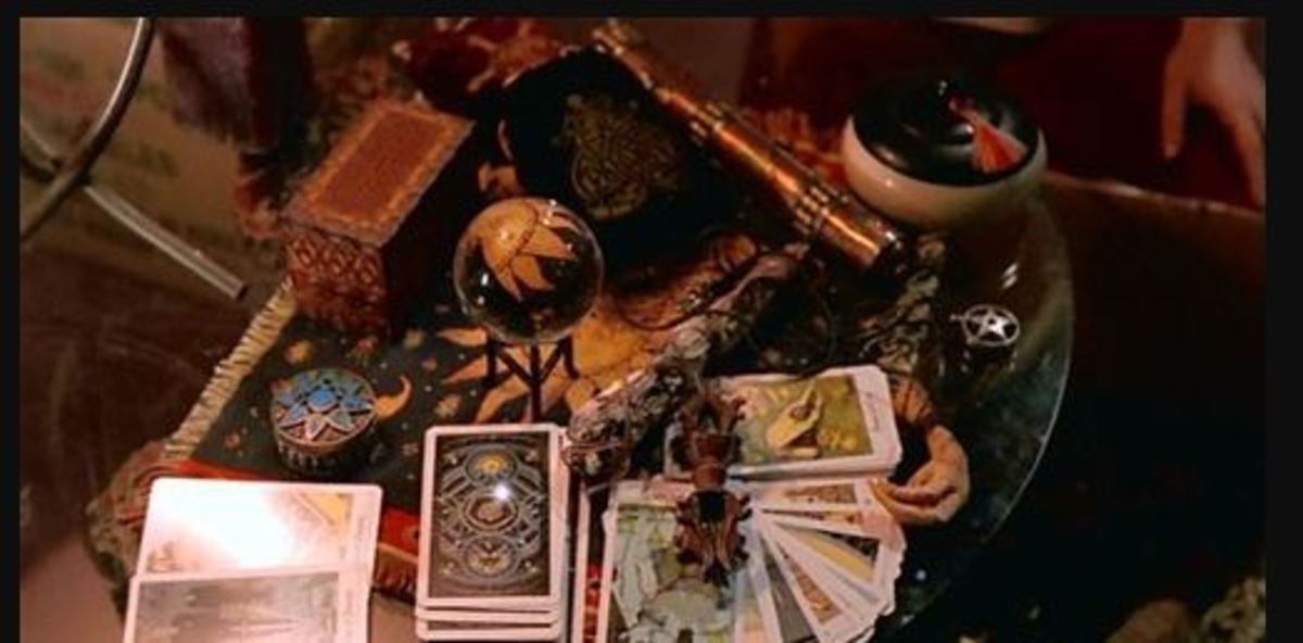 حصار برای محافظت انسان از اجنه و شیاطین ترسناک