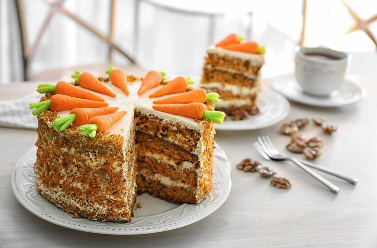فوت وفن تهیه کیک هویچ با طعمی دلچسب
