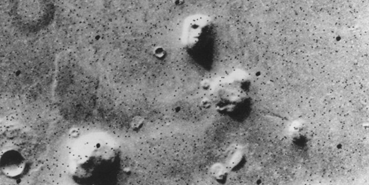 دیده شدن چهره خرس و انسان در سطح مریخ+تصاویر