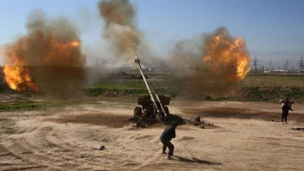 حمله توپخانه‌ای سوریه به مواضع النصره/ محاصره ۲ روستا توسط شبه نظامیان آمریکایی