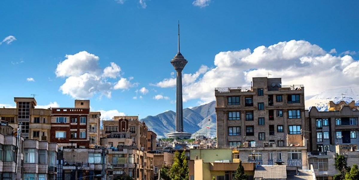 تهران همچنان نفس می‌کشد