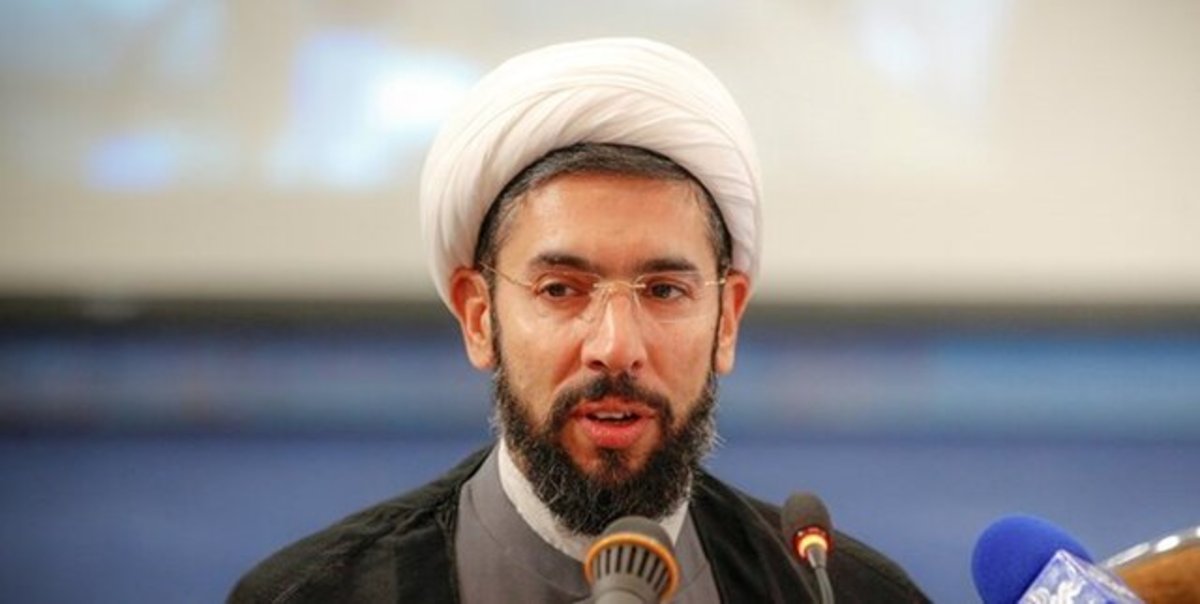 دانشگاهیان باید راهبری آرمان‌های انقلاب را بر عهده داشته باشند